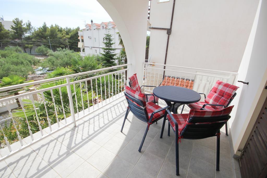 Apartments Skelin Vodice Cameră foto